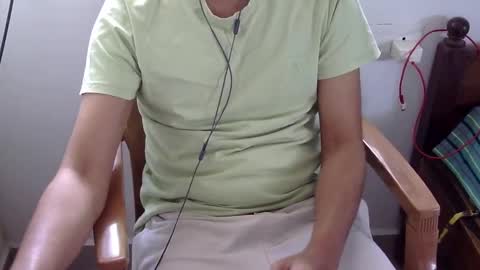 Snapshot of marinavine chatting on February 9, 5:50 am The SHY UncutBoy online show from February 9, 5:50 am