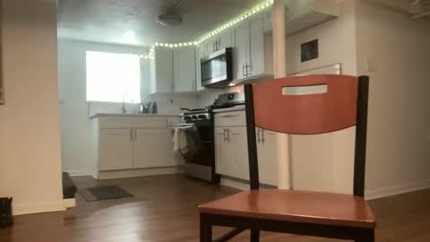 Z online show from December 17, 6:47 pm