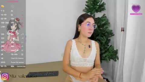 Snapshot of marioandmia chatting on November 11, 9:20 am marioandmia online show from November 11, 9:20 am