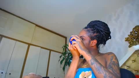 Nathaly online show from January 31, 4:59 pm