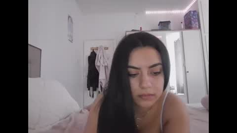 marisa_asss online show from March 25, 9:15 am