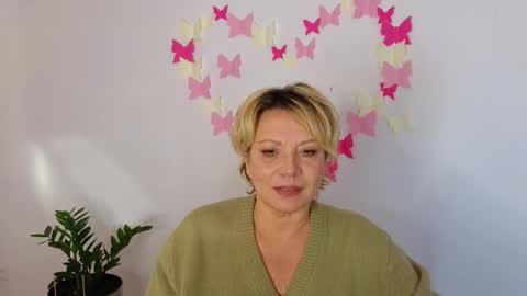 MariStyles online show from October 23, 6:02 am