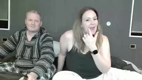 Andie  Andy online show from September 27, 9:36 am