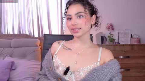    online show from September 12, 7:25 pm