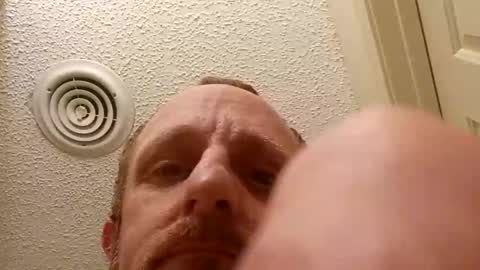 Snapshot of mark2711568331 chatting on November 5, 2:28 pm mark2711568331 online show from November 5, 2:28 pm