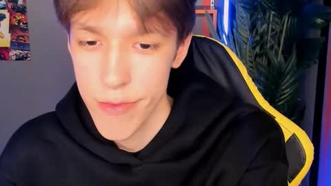 Mark online show from September 28, 9:42 pm