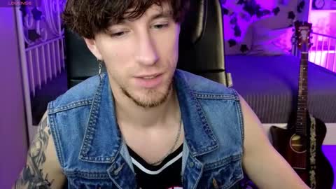 mark_caron online show from November 5, 8:42 pm