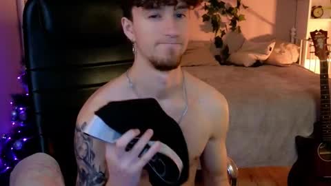 mark_caron online show from December 18, 8:59 pm