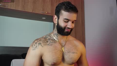 Mark online show from October 18, 5:57 pm