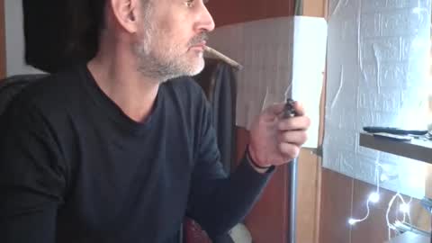 markbcnx online show from January 10, 7:15 pm