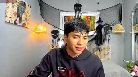 markbowie online show from October 26, 12:11 pm