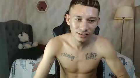 marks_sexy online show from November 6, 6:03 am