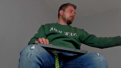 Snapshot of markwaynescr chatting on November 3, 12:06 pm MARK online show from November 3, 12:06 pm