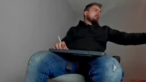 Snapshot of markwaynescr chatting on November 12, 12:49 pm MARK online show from November 12, 12:49 pm