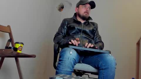 Snapshot of markwaynescr chatting on November 19, 11:27 pm MARK online show from November 19, 11:27 pm