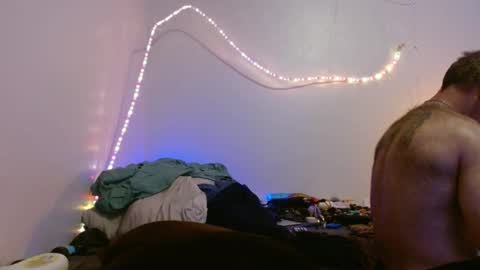 Snapshot of markymark101825061 chatting on February 8, 2:26 am markymark101825061 online show from February 8, 2:26 am