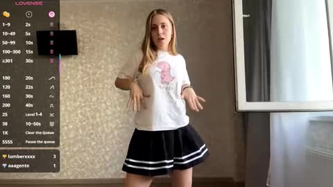 Olivia online show from September 12, 2:28 pm