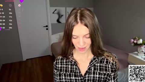 Snapshot of marlenamarschel chatting on November 15, 6:44 am Maja online show from November 15, 6:44 am