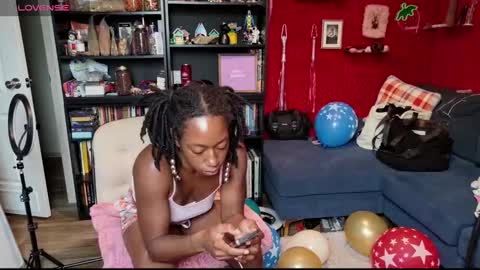 Snapshot of marleymadness9 chatting on October 7, 2:47 pm MarleyAquafina online show from October 7, 2:47 pm