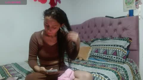 Snapshot of marly_hottest chatting on September 16, 1:45 pm marly_hottest online show from September 16, 1:45 pm