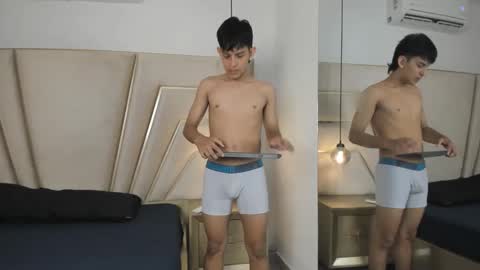 Snapshot of maroxcute chatting on November 10, 11:31 am maroxcute online show from November 10, 11:31 am