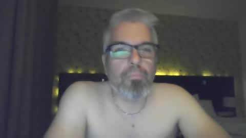 marriedcock1980 online show from September 22, 6:10 pm