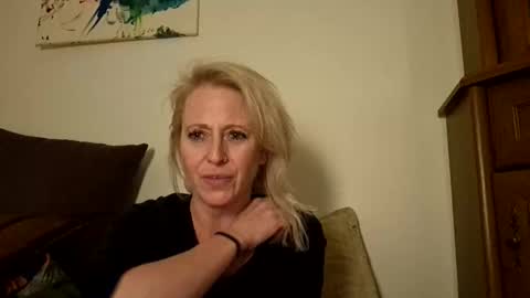 MaryGoRound online show from October 2, 11:56 pm