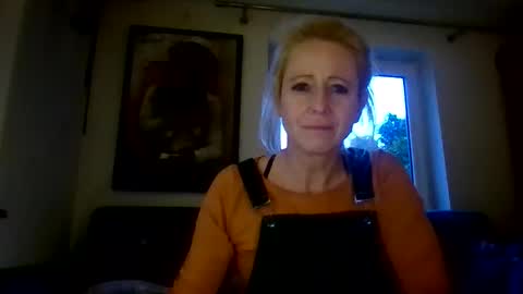 MaryGoRound online show from October 16, 3:57 pm