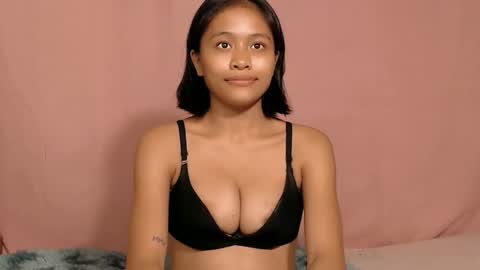 Snapshot of marrymebabexx_ chatting on September 22, 1:24 pm marrymebabexx_ online show from September 22, 1:24 pm