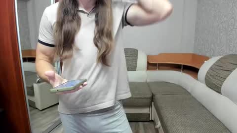 Alan online show from October 5, 6:17 pm