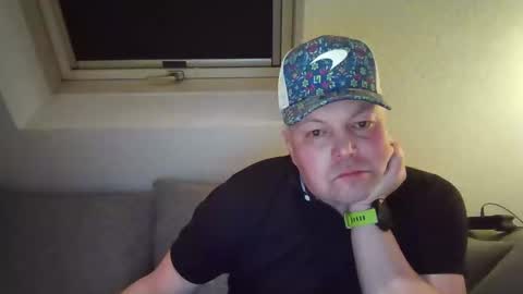 Snapshot of mars0481 chatting on December 15, 4:59 pm mars0481 online show from December 15, 4:59 pm