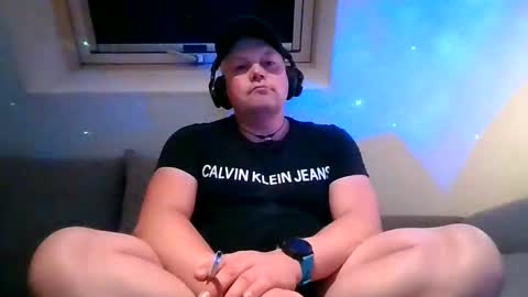 Snapshot of mars0481 chatting on October 7, 3:04 am mars0481 online show from October 7, 3:04 am