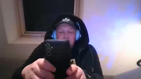 Snapshot of mars0481 chatting on October 8, 5:16 am mars0481 online show from October 8, 5:16 am