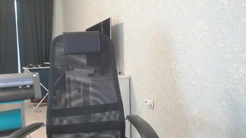 Snapshot of marselle_looker chatting on February 1, 12:47 pm Marselle online show from February 1, 12:47 pm