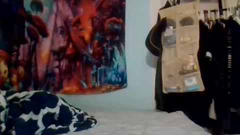 Snapshot of marshallmarx517 chatting on October 10, 1:59 am marshallmarx517 online show from October 10, 1:59 am