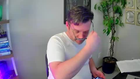 martcb1313 online show from April 18, 8:40 am