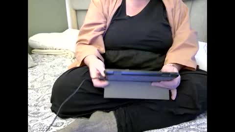 Martha online show from November 5, 7:52 am