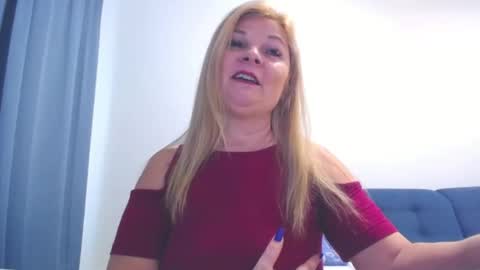 Snapshot of marthanollan chatting on February 8, 8:09 am Martha online show from February 8, 8:09 am