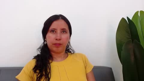 Snapshot of marthina_thompson chatting on January 15, 4:21 pm marthina thompson online show from January 15, 4:21 pm