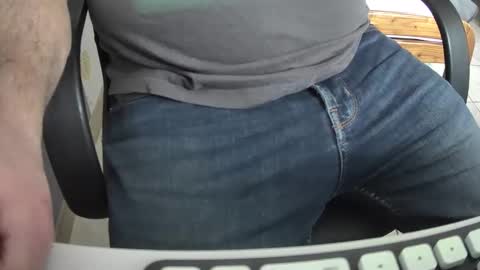 Snapshot of martial04 chatting on February 14, 1:51 pm martial04 online show from February 14, 1:51 pm