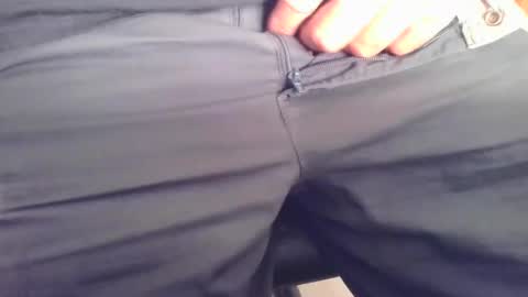 Snapshot of martial04 chatting on September 17, 12:18 pm martial04 online show from September 17, 12:18 pm