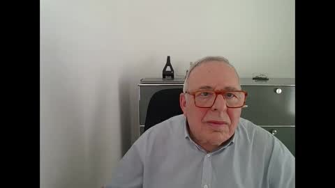 martin_1947 online show from September 14, 12:59 pm