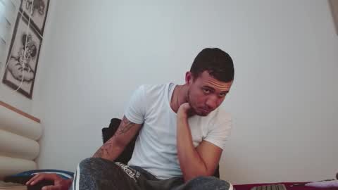 Snapshot of martin_smith20 chatting on December 2, 11:59 am martin_smith20 online show from December 2, 11:59 am