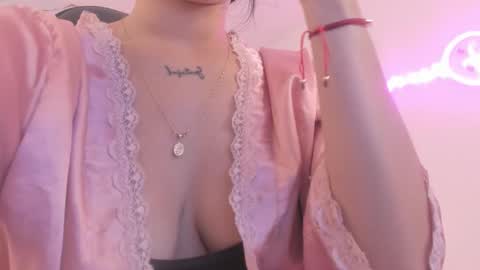 Snapshot of martina_gomezgomez chatting on February 9, 12:20 pm online show from February 9, 12:20 pm