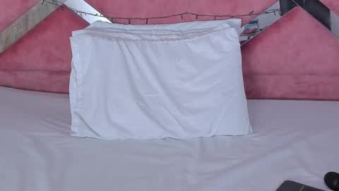 Laura online show from March 6, 8:08 am