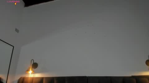 Laura online show from November 8, 7:34 pm