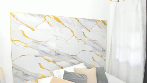 Snapshot of martina_lopezz1 chatting on February 19, 12:33 pm Martina online show from February 19, 12:33 pm