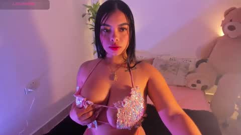 Snapshot of martinabianchi chatting on December 26, 10:05 am martina Bianchi online show from December 26, 10:05 am