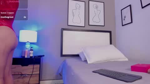 martina rizzi online show from September 12, 3:28 am