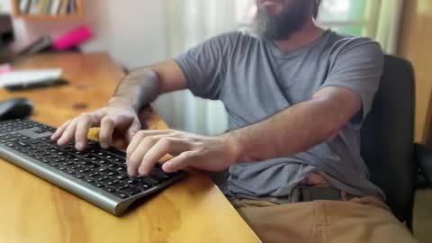 Snapshot of martincito22xl chatting on December 2, 11:12 am Martincito online show from December 2, 11:12 am